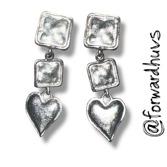 No Brand Jewelry - Articulated Three-Part Heart Clip-On Earrings